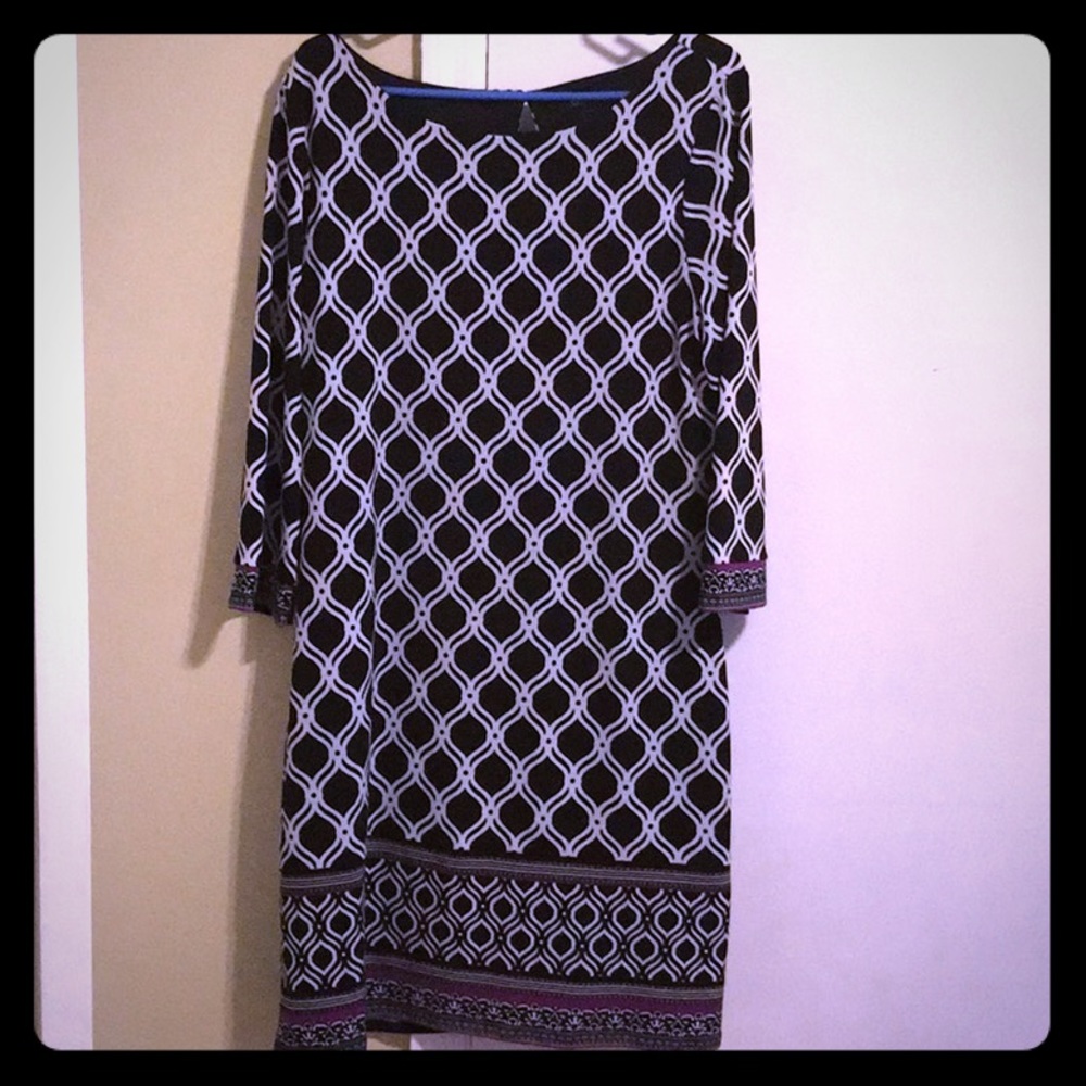 nWhite House Black Market Dress